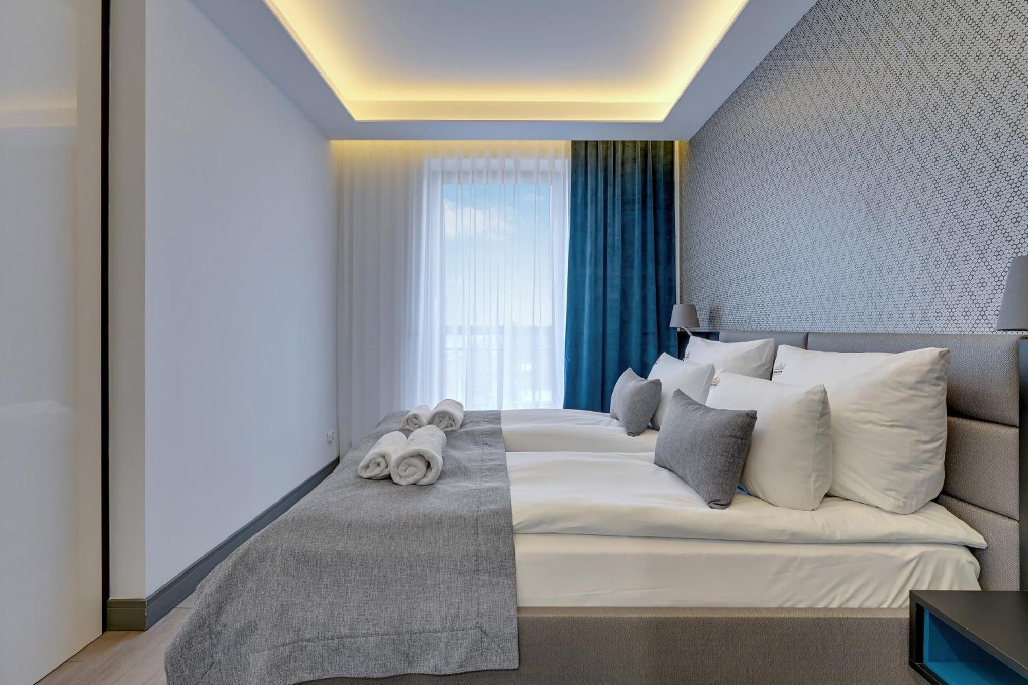 Szafarnia Marina & City Center By Downtown Apartments Gdańsk Rum bild